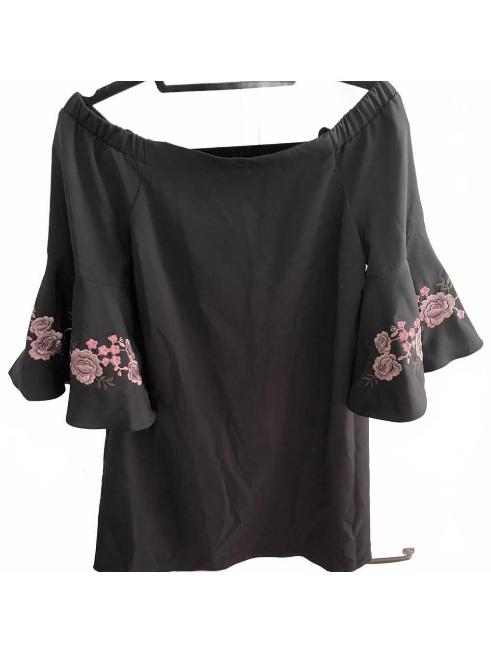 Jennifer Lopez Off The Shoulder Black Dress, bell embroidered sleeves XS NWOT